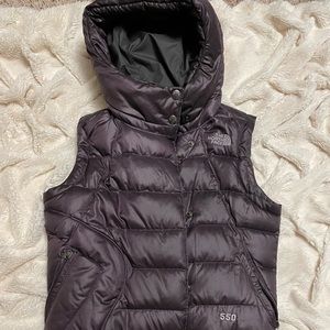 North face vest